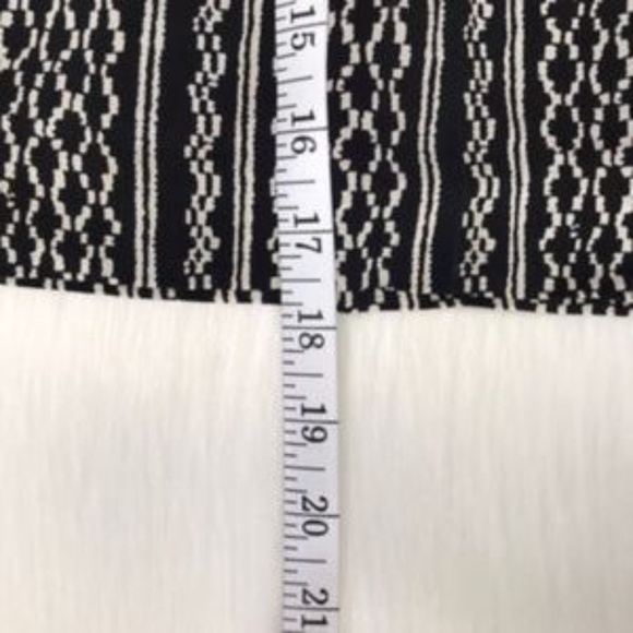 Madewell Midi Stripped Skirt Size 2 - Picture 4 of 4